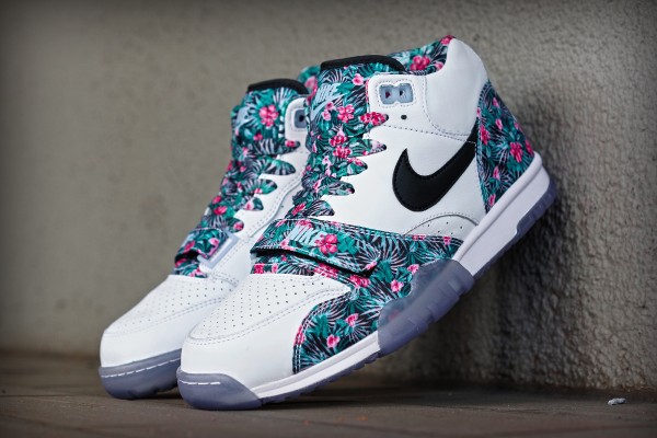 nike_trainer_floral_qs_01